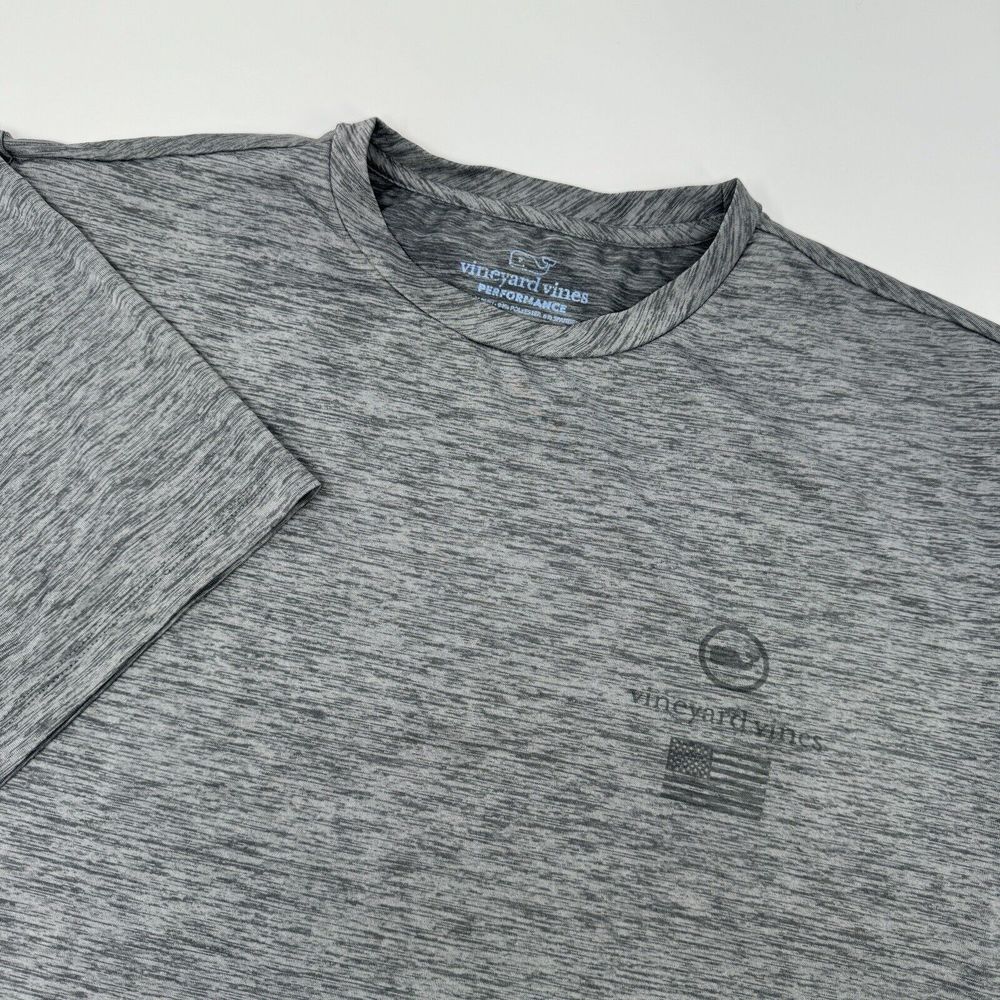 Vineyard‎ Vines American Flag Harbor Graphic Performance T-shirt Men’s Med Gray